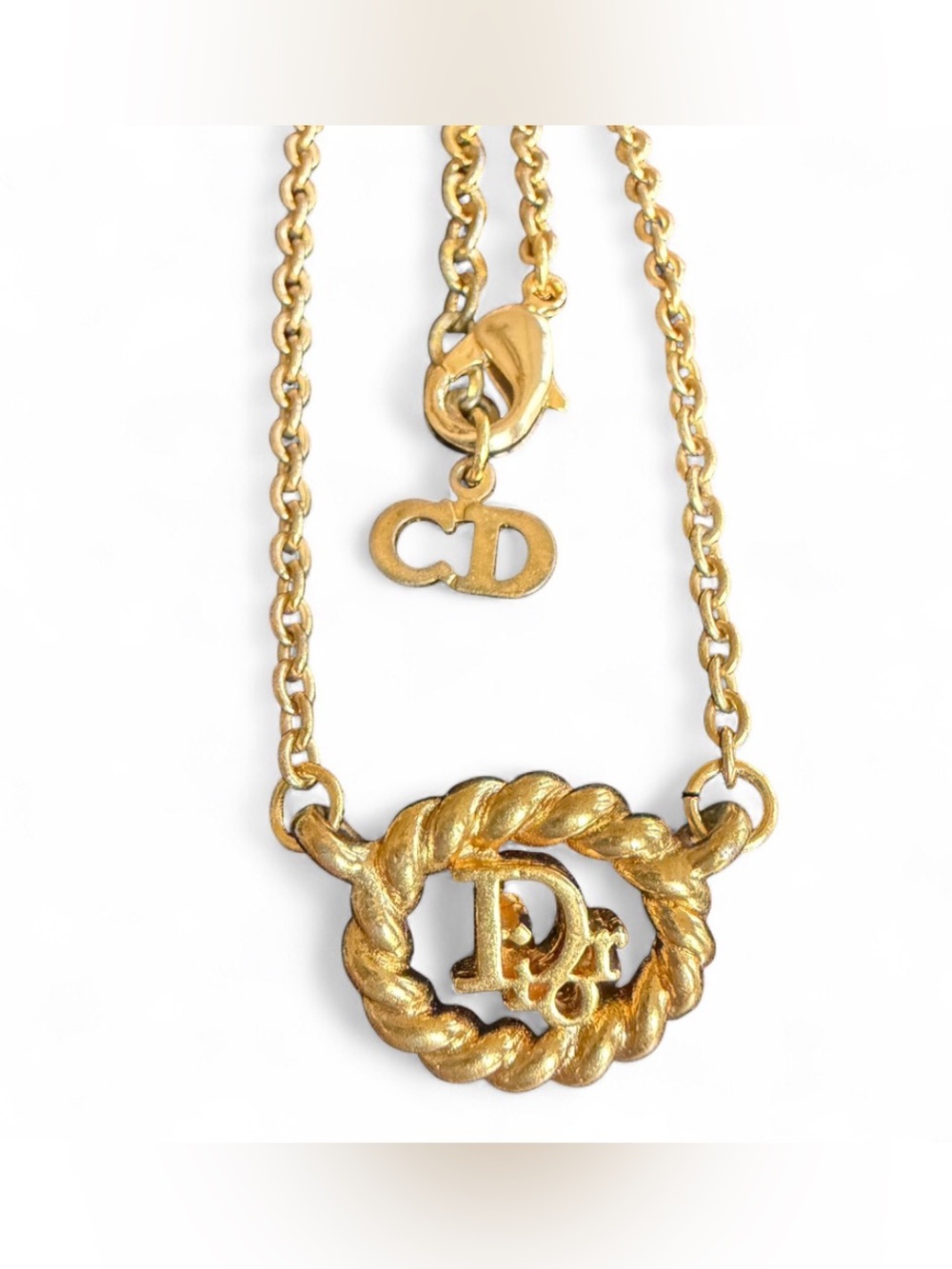 Dior Gold Rope Circle Pendant Necklace - Picture 3 of 8